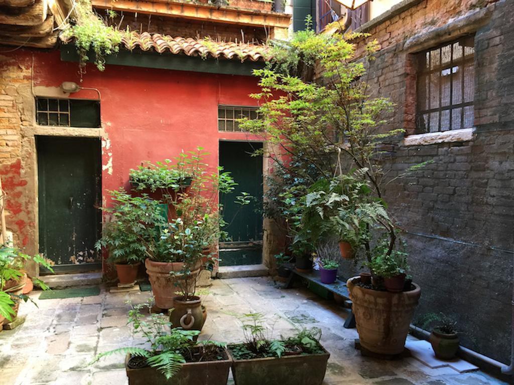 Casa Albrizzi Apartment Venice Exterior photo